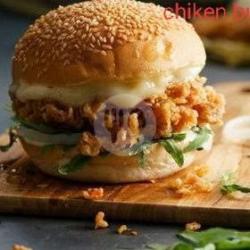 Chicken Burger Mozarella