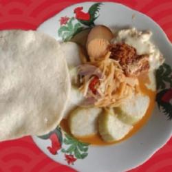 Lontong Cap Gomeh