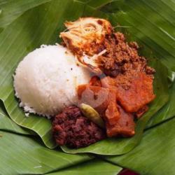 Nasi Gudeg Krecek Suwir