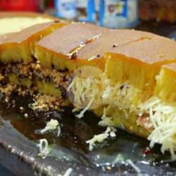 Martabak Manis. Kompit:oreo Keju Kacang  Coklat Pisang Kismis Susu