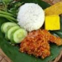 Ayam Penyet Paha Komplit