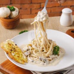 Spaghetti Creamy Mushroom