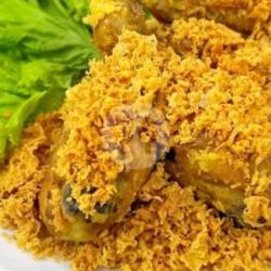 Nasi Ayam Jamur Krispi Es Teh