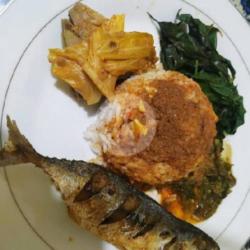 Nasi Ikan   Telur Dadar