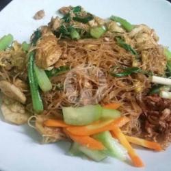 Bihun Goreng Ayam