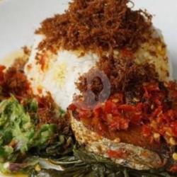 Nasi Ikan Tuna Balado