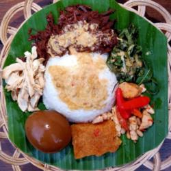 Nasi Gudeg Suwir Telor Bebek   Teh Manis