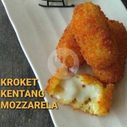 Kroket Kentang Mozzarella