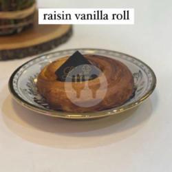 Raisin Vanilla Roll