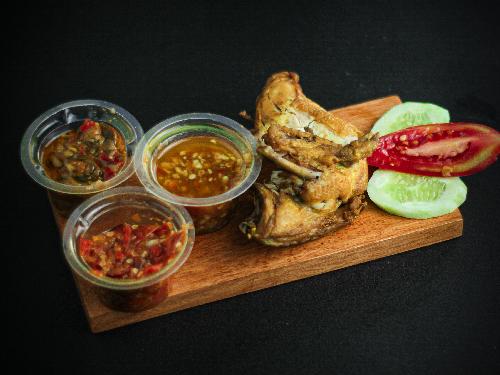 Daftar Harga Menu Delivery Ayam Gepuk Kak Mar, Simpang Bakaran Batu ...