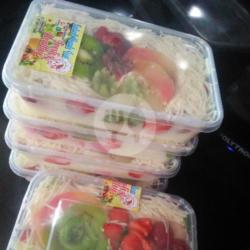 Salad Buah Kemasan Tepak 500ml