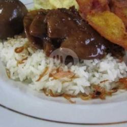 Nasi Uduk Jengkol Semur 3