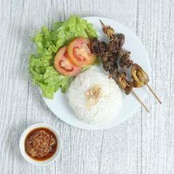 Sate Atiampela   Nasi