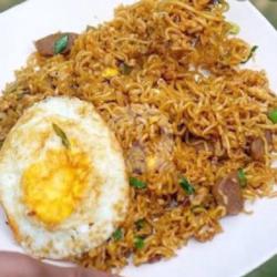 Nasi Goreng Mawut Telor Pisah