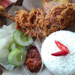 Paket Ayam Goreng Telur( Pejantan)