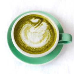 Hot Vanilla Matcha Latte - Medium