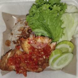 Nasi Uduk  Ayam Geprek