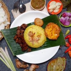 Nasi Kuning Telor Balado