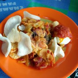 Lontong Medan Telur