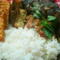 Lele Penyet Sambal Terasi