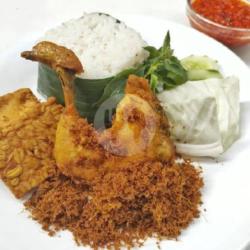 Naskot Ayam Goreng Lengkuas