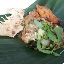 Nasi Pecel   Tongkol Iris