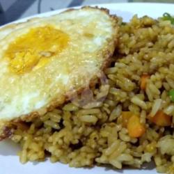 Nasi Goreng   Telur (mata Sapi/dadar)