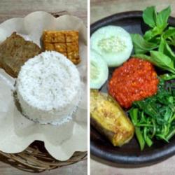 Nasi Penyetan Empal   Tempe Asin