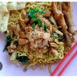 Mie Ayam Goreng  Ceker  Pangansit