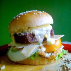 Beef Burger, Cheese & Egg