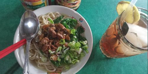 Mie Ayam Salzabilla, Desa Beji Kecamatan Pedan Kabupaten Klaten