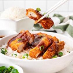 Benbowl D ( Chicken Yakiniku   Medama Yaki   Salad)