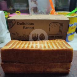 Roti Bakar Keju Tiramisu Goldenfil