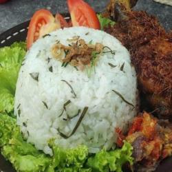 Nasi Daun Jeruk Ayam Penyet