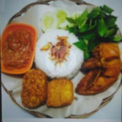 Paket Ayam Goreng   Tahu Tempe