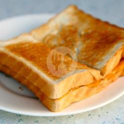 Roti Bakar Strawberry