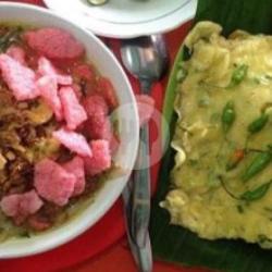 Soto Ayam   Nasi   Mendoan