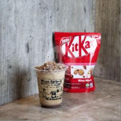 Es Kopi Susu Kampung Kitkat