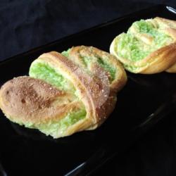 Roti Kelapa Pandan