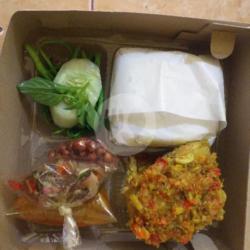 Nasi Betutu Ayam Kampung Sambal Matah