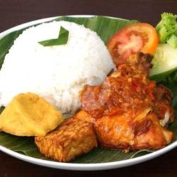 1 Nasi Ayam Penyet Jontor