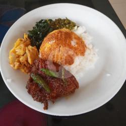 Nasi Ayam Kecap Pedas