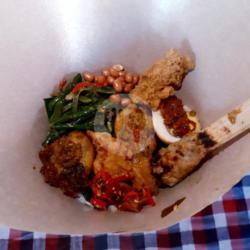 Nasi Bungkus Campur Ayam Komplit Bali