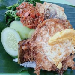 Nasi Tempong Jumbo Telur Ceplok  Sambal Terasi Ndower