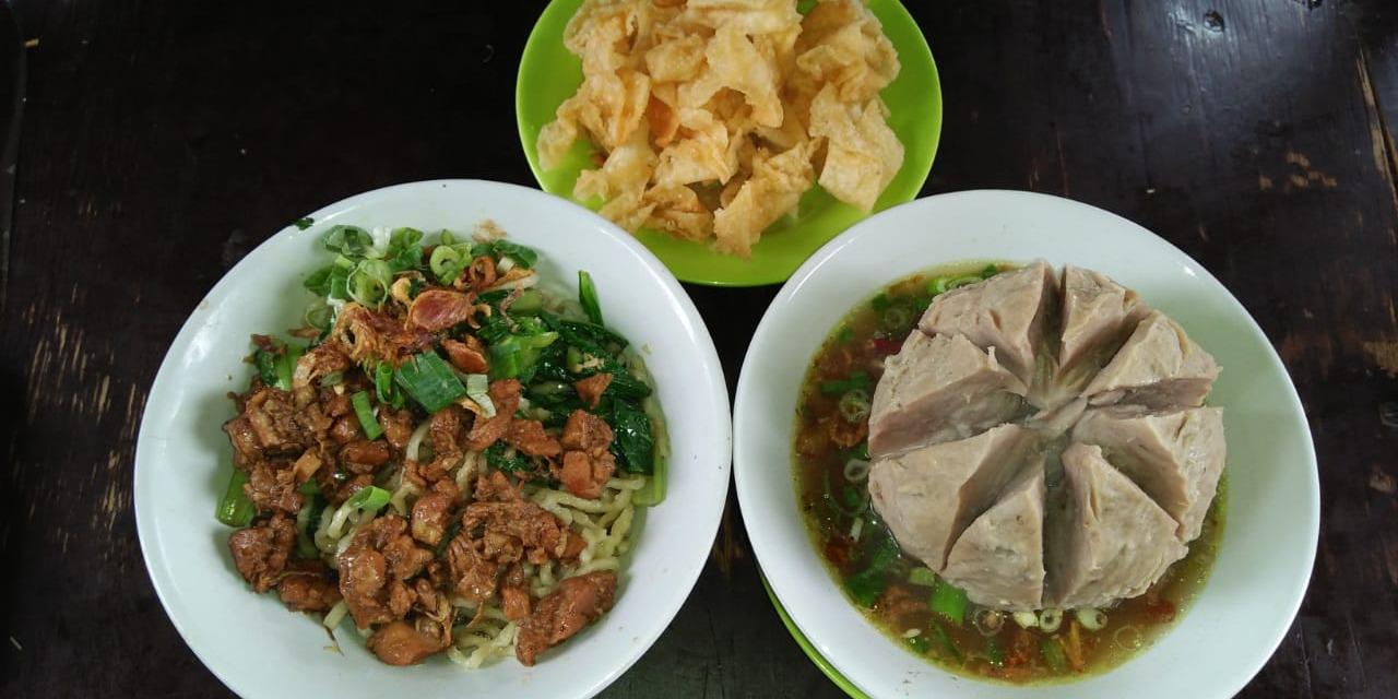 Bakso Hamil Condong Raos, Sukmajaya