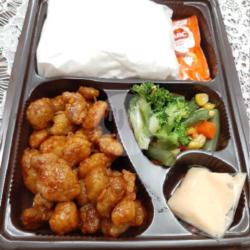 Bento Ayam Saus Pedas Korea