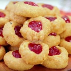 Kue Kacang Skippy Strawberry 250 Gr