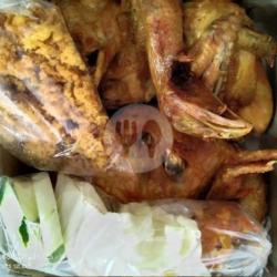 Ayam Ingkung Goreng Kremes