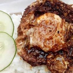 Nasi Oseng Telor Ceplok Bakar   Tahu Rolade