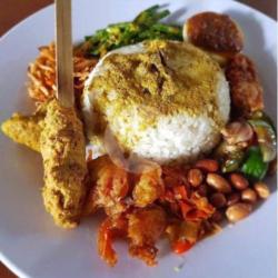 Nasi Campur Ayam